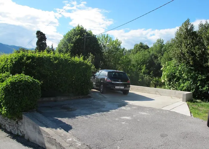 Apartament With Parking Space - 18298 *